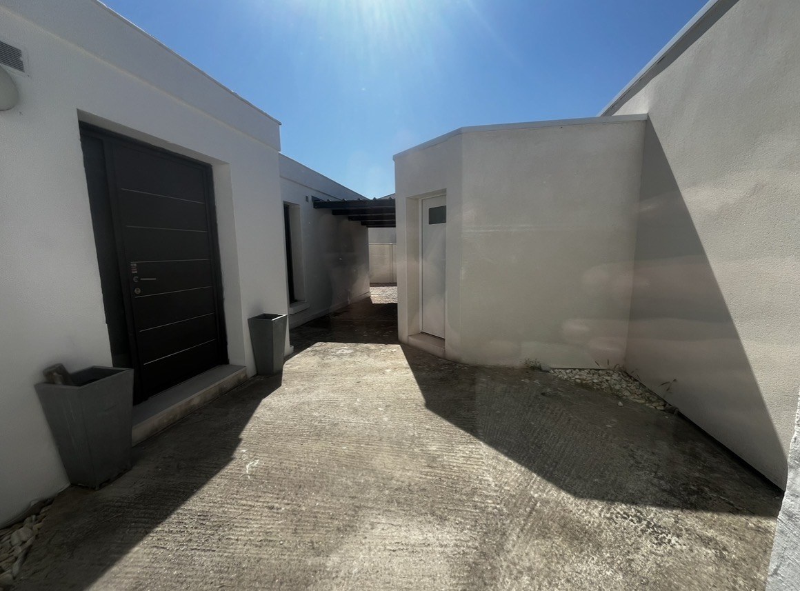 Patio avant la réalisation de la terrasse